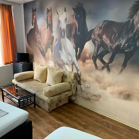 Hotell Stambolov 2*