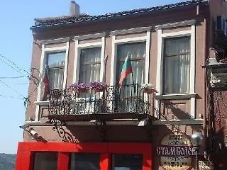 Stambolov Hotel 2*