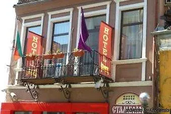 Stambolov Hotell 2*